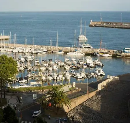 Apartman W Stunning View - Marina - Free Parking & Ac
