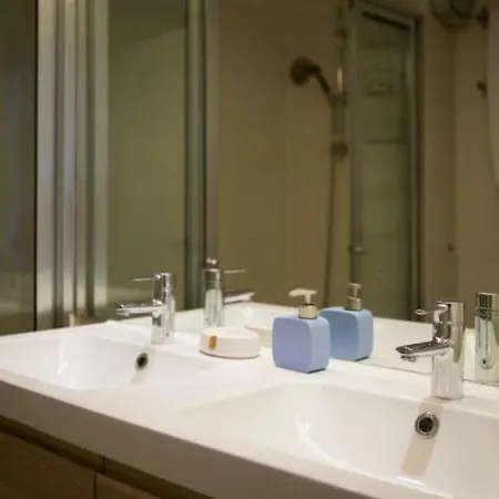 W Stunning View - Marina - Free Parking & Ac Апартаменты Фуншал